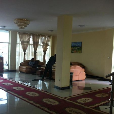 Addis Amba Hotel Bahir Dar Ngoại thất bức ảnh