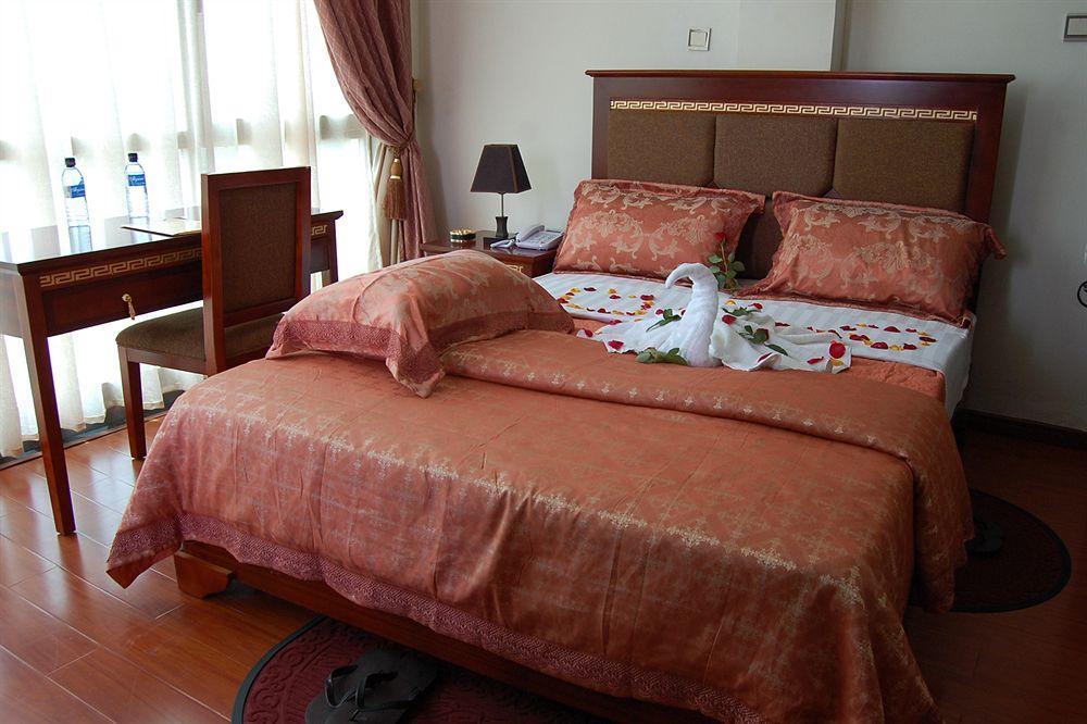 Addis Amba Hotel Bahir Dar Ngoại thất bức ảnh