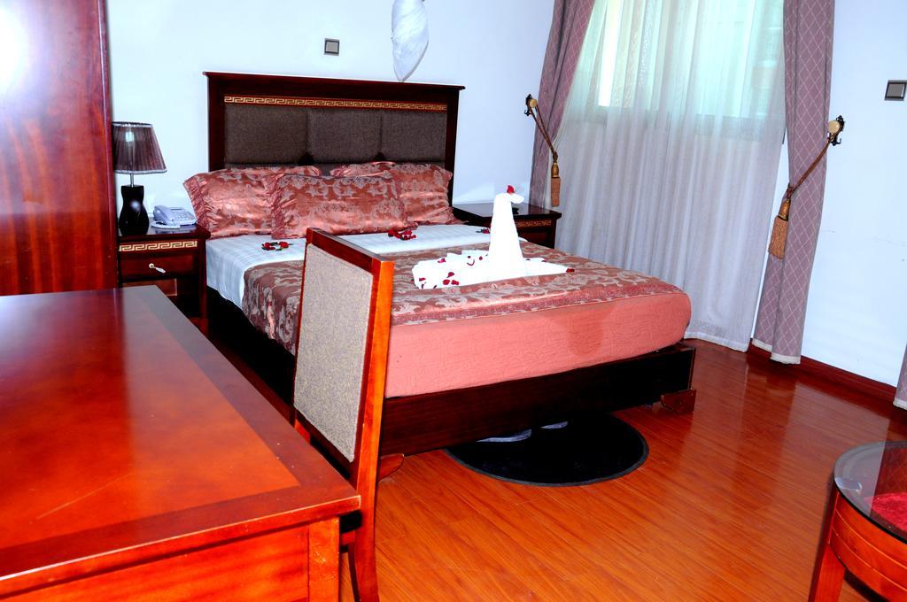 Addis Amba Hotel Bahir Dar Ngoại thất bức ảnh