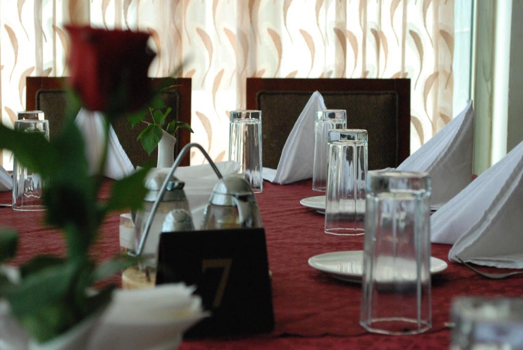Addis Amba Hotel Bahir Dar Ngoại thất bức ảnh