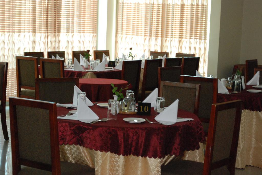 Addis Amba Hotel Bahir Dar Ngoại thất bức ảnh
