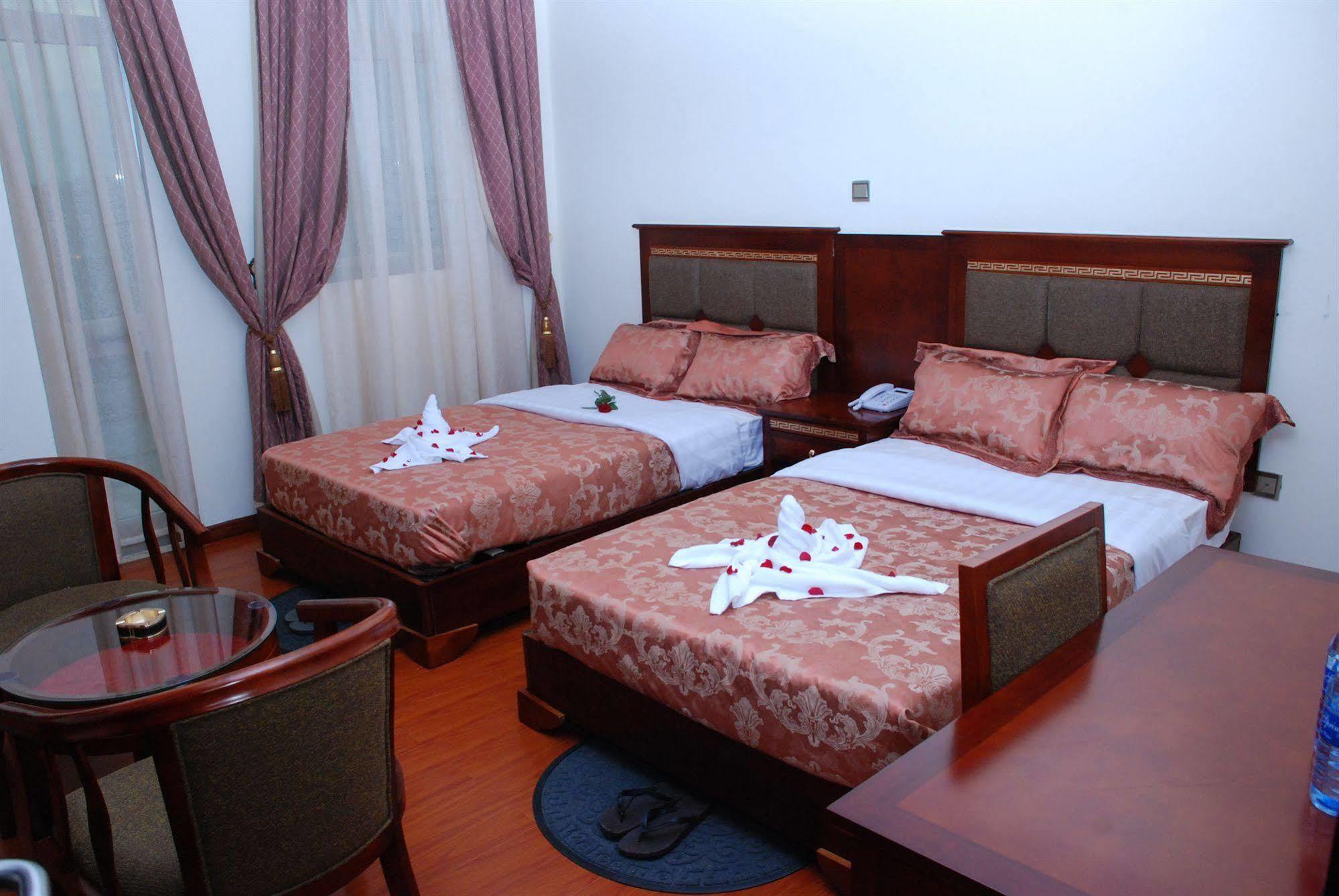 Addis Amba Hotel Bahir Dar Ngoại thất bức ảnh