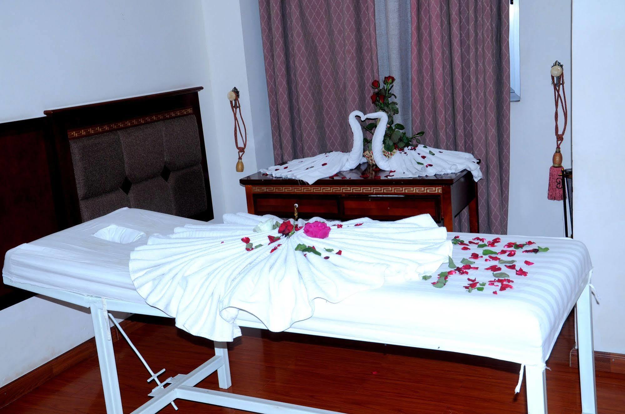 Addis Amba Hotel Bahir Dar Ngoại thất bức ảnh