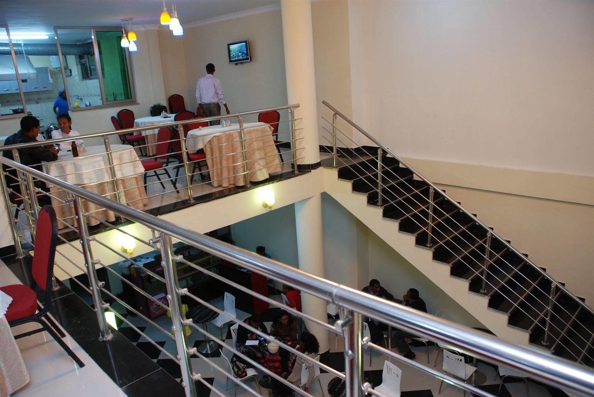 Addis Amba Hotel Bahir Dar Ngoại thất bức ảnh