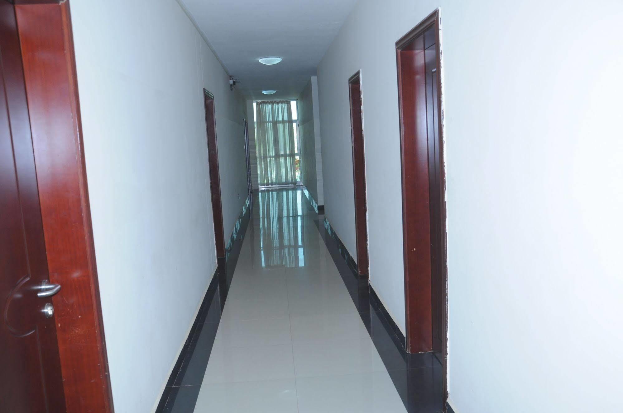 Addis Amba Hotel Bahir Dar Ngoại thất bức ảnh